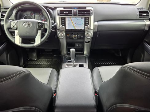 Used 2023 Toyota 4Runner SR5 Premium w/ Moonroof Package RWD image 17
