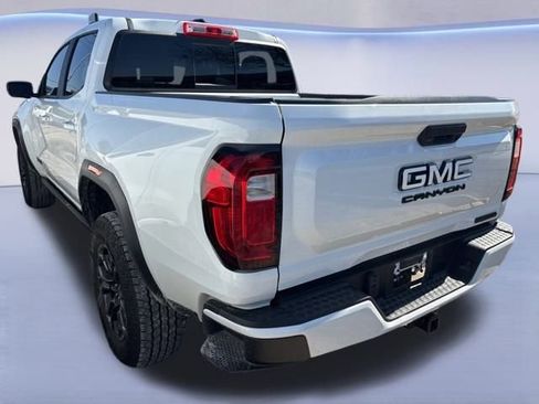 Used 2024 GMC Canyon Elevation w/ Convenience Package image 8