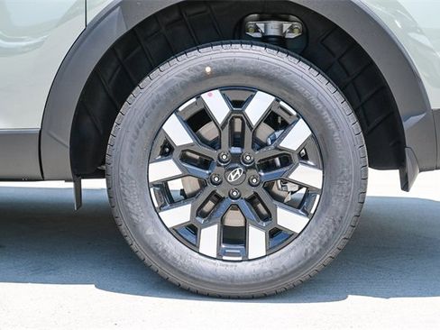 New 2025 Hyundai Santa Cruz SE image 8