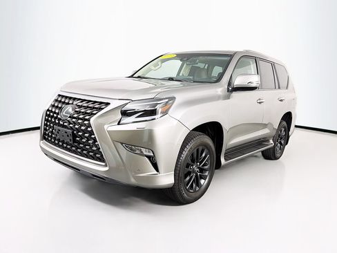 Used 2023 Lexus GX 460 Premium w/ Premium Package AWD/4WD image 3