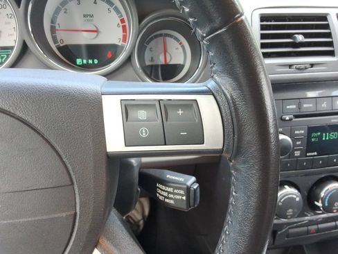 Used 2009 Dodge Challenger R/T RWD image 24