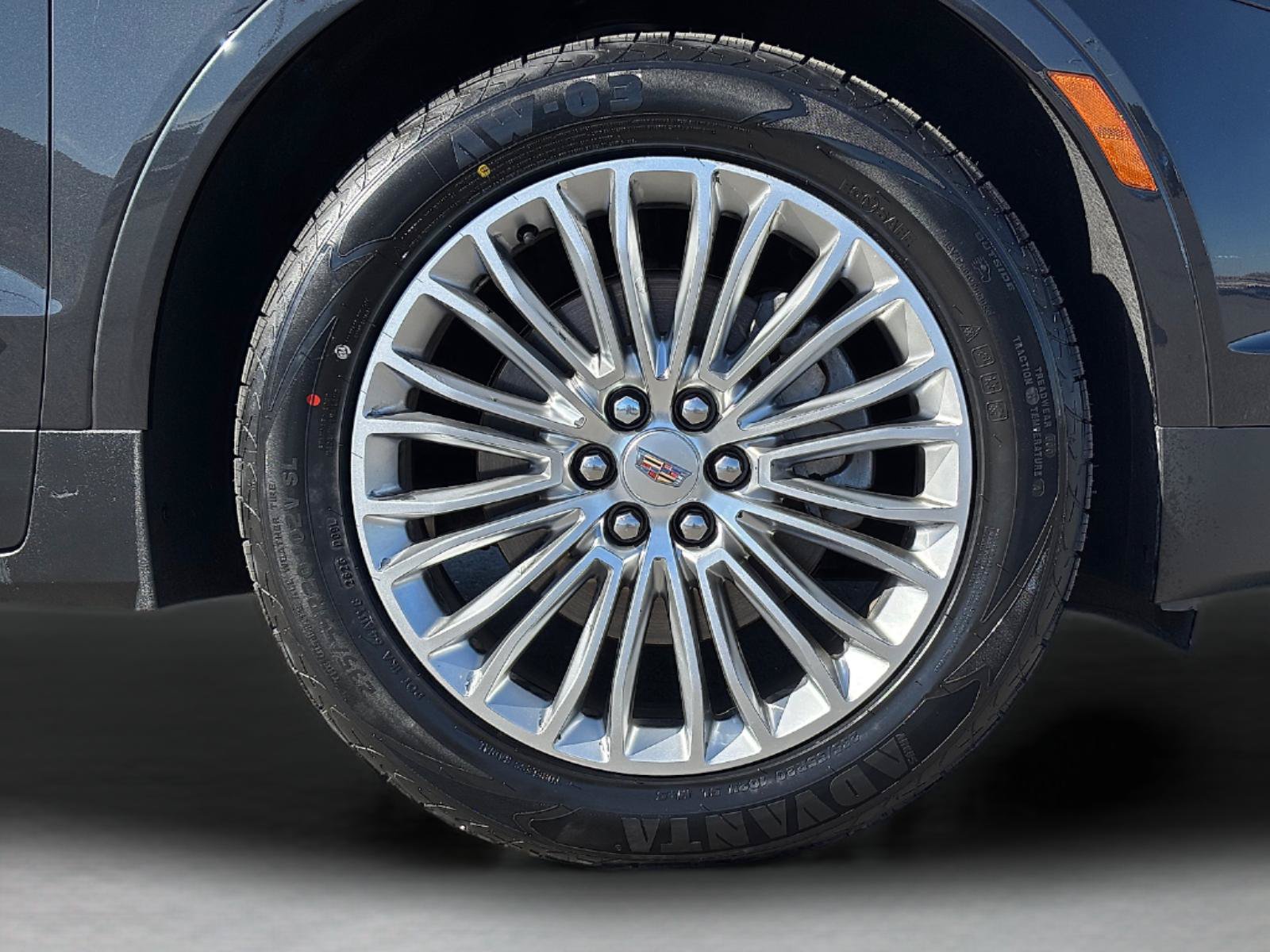 Used 2020 Cadillac XT5 Luxury FWD image 12
