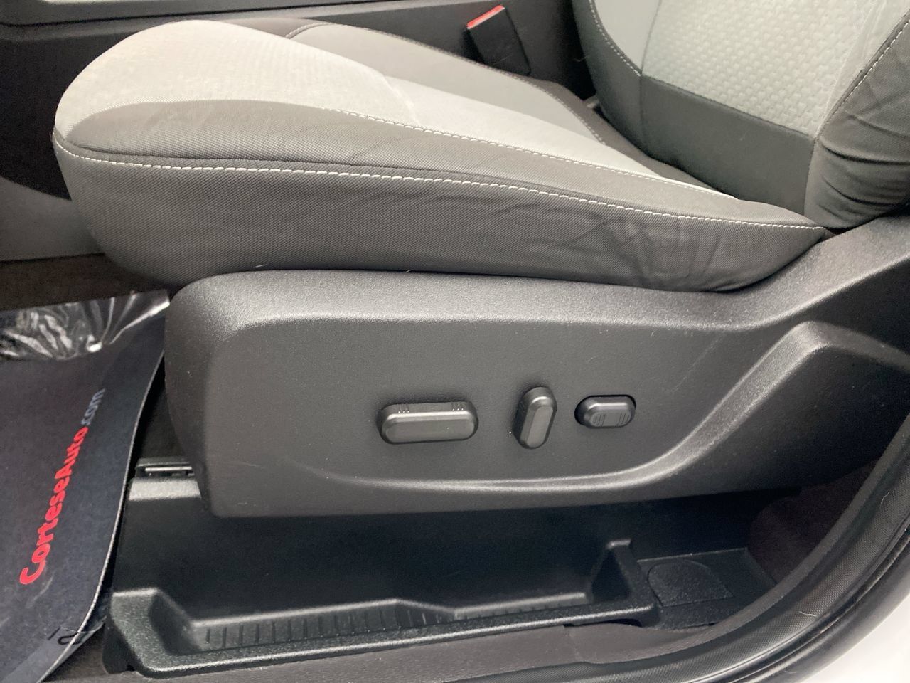 Used 2017 Ford Escape SE AWD/4WD image 13