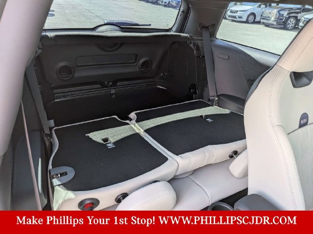 Used 2026 MINI Cooper S FWD image 13