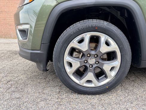 Used 2020 Jeep Compass Limited AWD/4WD image 25