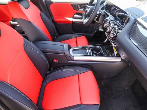 New 2026 Mercedes-Benz GLA 35 AMG 4MATIC image 15