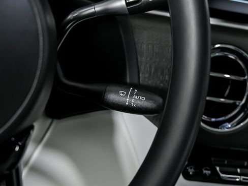 Used 2022 Rolls-Royce Ghost AWD/4WD image 30