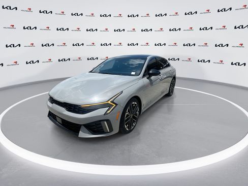 Used 2025 Kia K5 GT FWD image 4