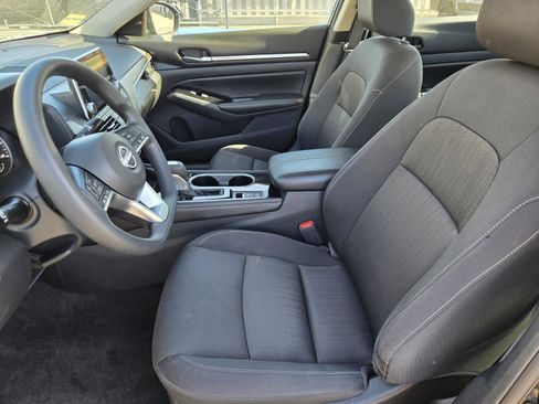 Used 2023 Nissan Altima 2.5 SV image 22