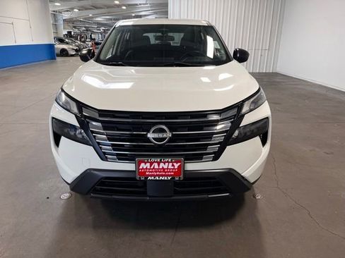 Used 2024 Nissan Rogue S FWD image 8