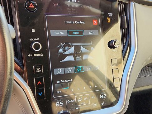 Used 2022 Subaru Outback Premium image 15