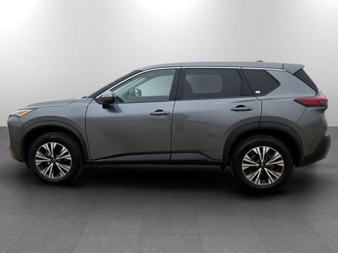 Used 2023 Nissan Rogue SV image 9