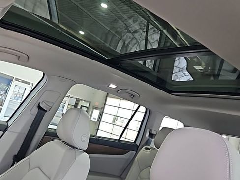 New 2026 Volkswagen Atlas SE FWD image 32