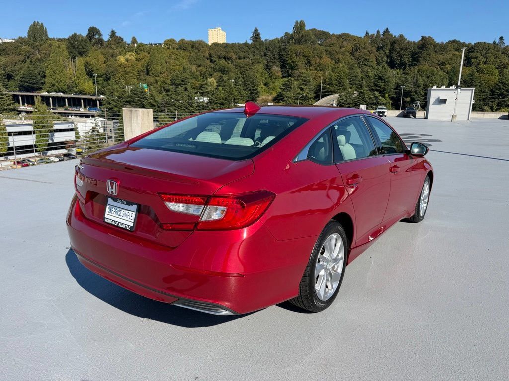 Used 2018 Honda Accord LX image 3