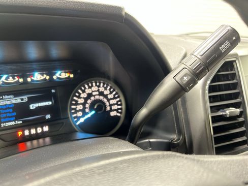 Used 2018 Ford F150 XLT w/ Trailer Tow Package AWD/4WD image 19