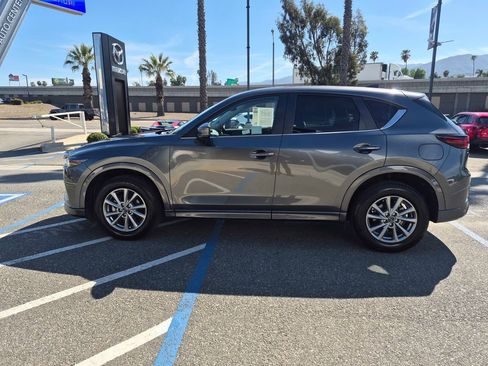 Used 2025 MAZDA CX-5 AWD 2.5 S w/ Preferred Package image 4