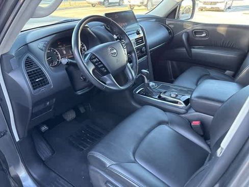 Used 2023 Nissan Armada SV image 9