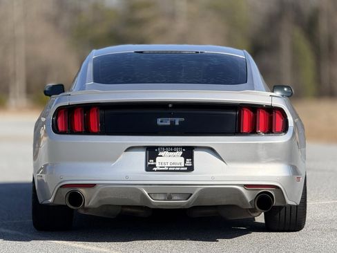 Used 2017 Ford Mustang GT image 5