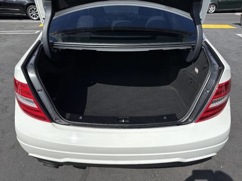 Used 2012 Mercedes-Benz C 250 Sedan image 27