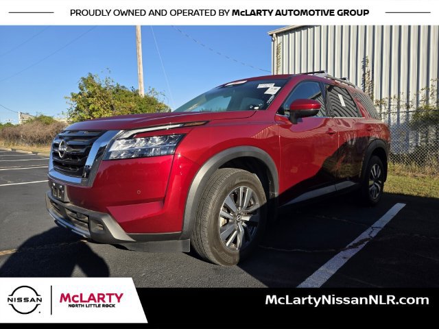Used 2023 Nissan Pathfinder SL FWD 360° Tour