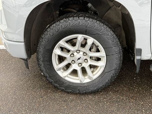 Used 2024 Chevrolet Silverado 1500 RST image 10