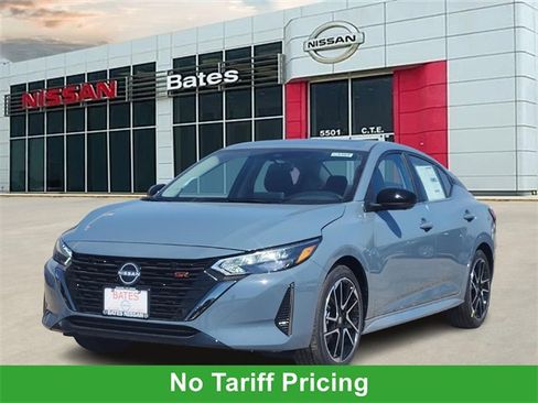 New 2025 Nissan Sentra SR image 2