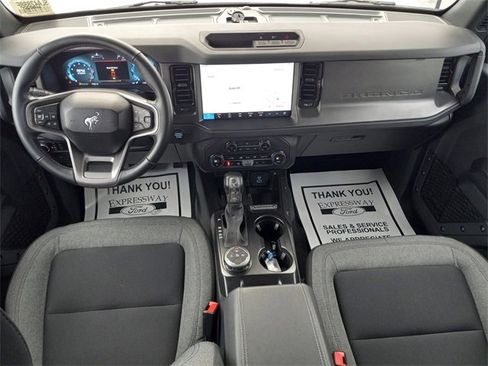 Used 2025 Ford Bronco Big Bend image 14