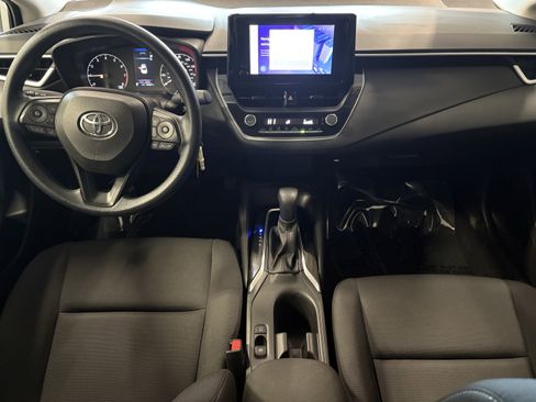 Used 2024 Toyota Corolla LE image 9