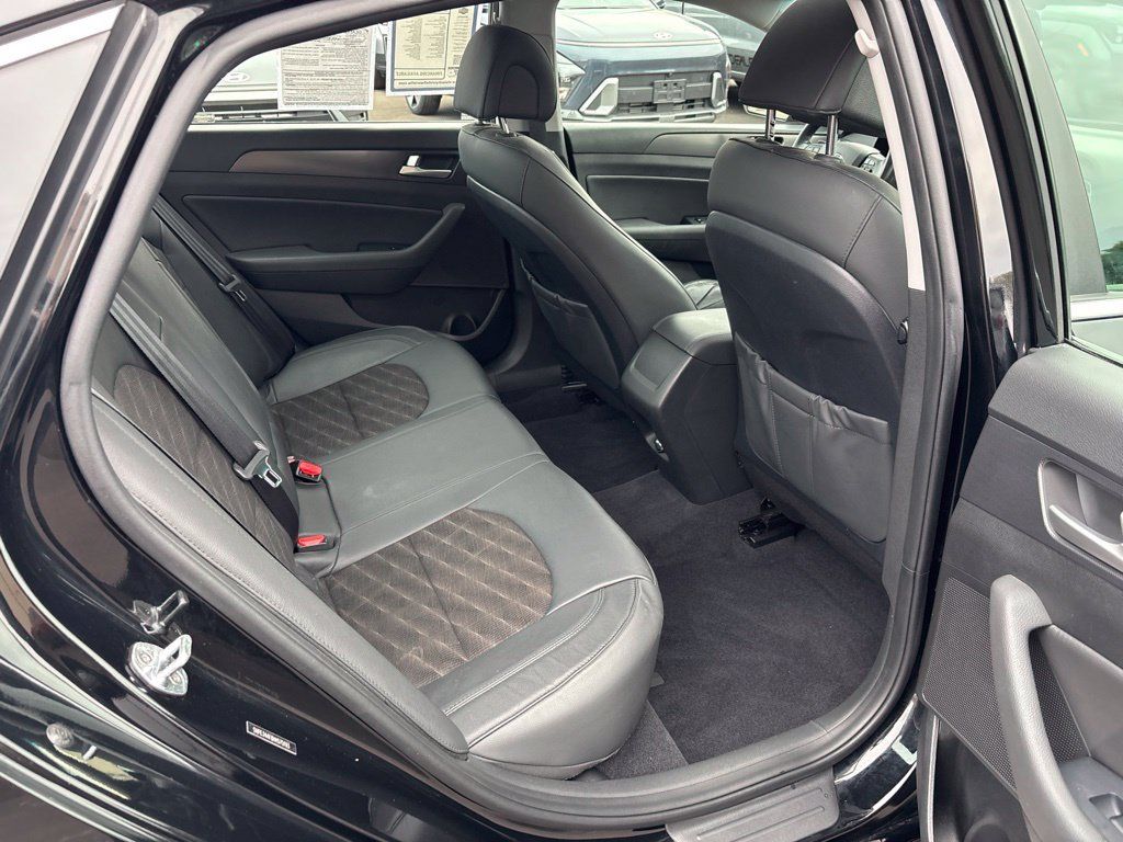 Used 2017 Hyundai Sonata Sport w/ Value Edition Package 02 FWD image 26