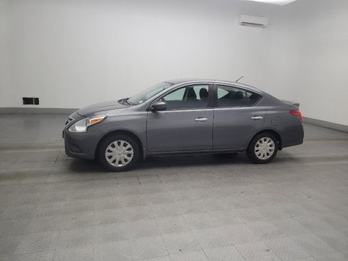 Used 2018 Nissan Versa SV FWD image 2