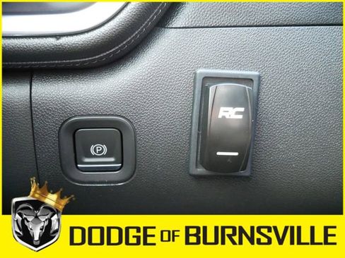 Used 2021 Chevrolet Silverado 1500 LT Trail Boss w/ Convenience Package II image 25