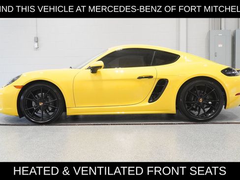 Used 2021 Porsche 718 Cayman RWD image 3