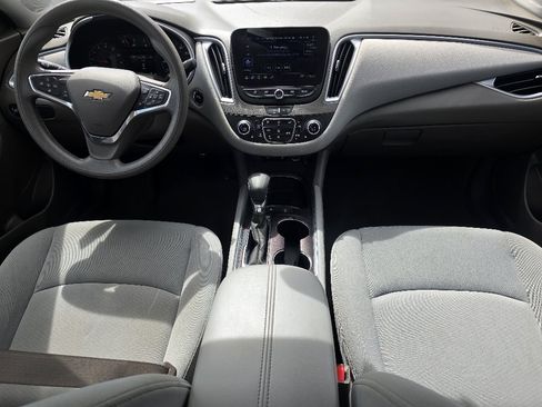 Used 2022 Chevrolet Malibu LT FWD image 23