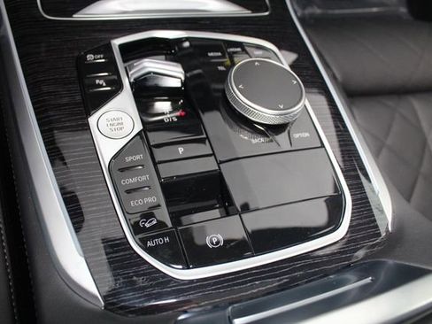 New 2026 BMW X5 xDrive40i w/ M Sport Package image 13