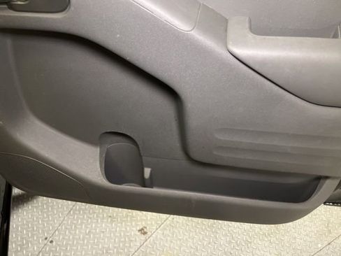 Used 2021 Nissan Frontier SV image 53