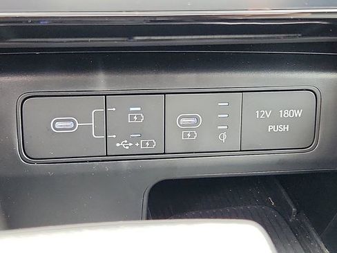 Used 2025 Hyundai Santa Cruz SEL AWD/4WD image 24