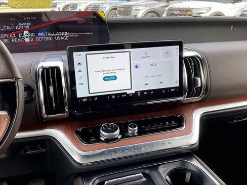 New 2025 Ford Expedition King Ranch image 6