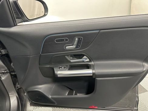 Used 2026 Mercedes-Benz GLA 250 4MATIC image 31