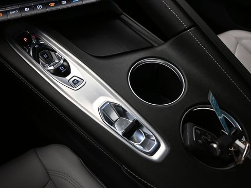 Used 2026 Chevrolet Corvette Stingray Convertible w/ 1LT image 30