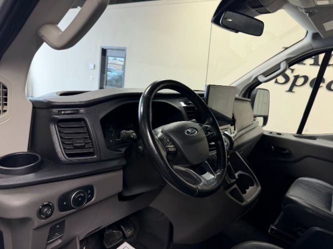 Used 2023 Ford Transit 350 XLT RWD image 13