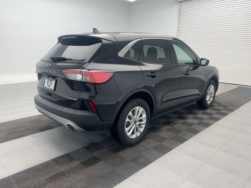 Used 2022 Ford Escape SE w/ Convenience Package image 9