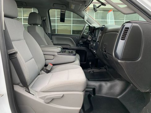 Used 2019 Chevrolet Silverado 2500 W/T image 22