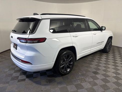 New 2026 Jeep Grand Cherokee L Limited AWD/4WD image 14