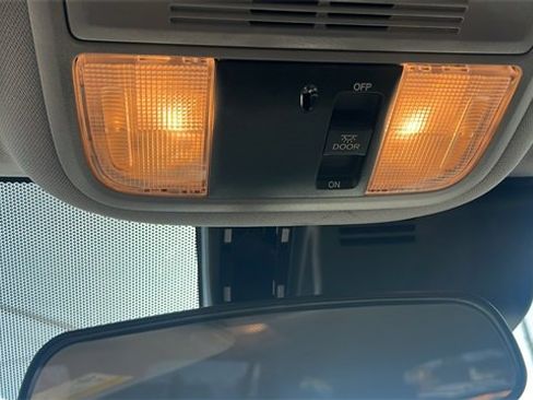 Used 2019 Honda Pilot LX image 16