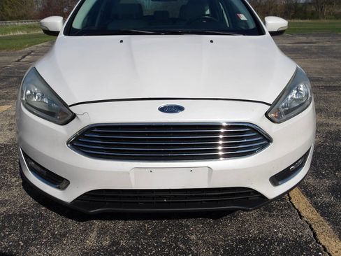 Used 2016 Ford Focus Titanium image 33