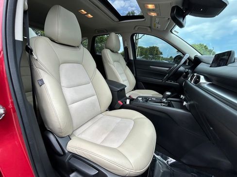 Used 2020 MAZDA CX-5 Touring FWD image 29
