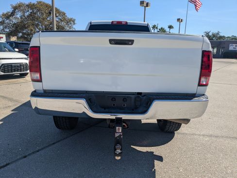 Used 2016 RAM 3500 Tradesman w/ Chrome Appearance Group image 5