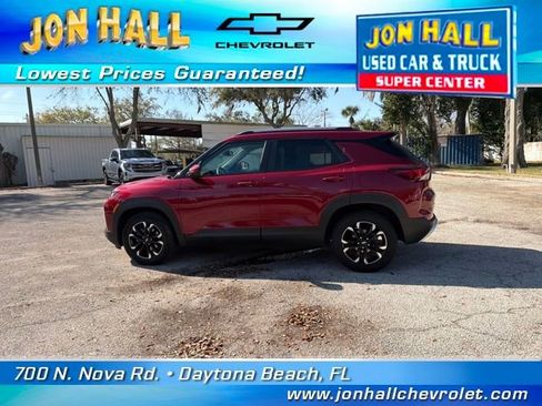 Used 2021 Chevrolet TrailBlazer LT w/ Convenience Package image 5