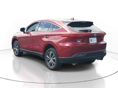 Certified 2021 Toyota Venza LE AWD/4WD image 4