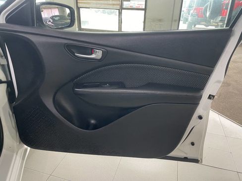 Used 2015 Dodge Dart SE image 24